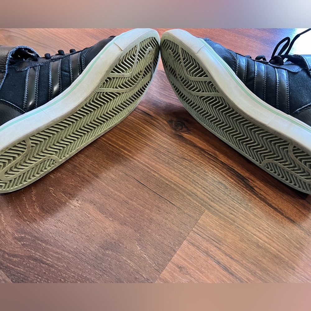 Adidas Hightop with Lace with Velcro Close - Picture 11 of 11